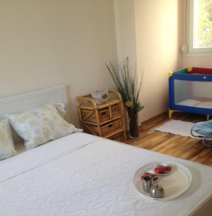 Lovely Apartm.Near Airport Kardiá Exterior foto