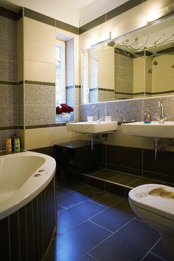 Lovely Apartm.Near Airport Kardiá Exterior foto